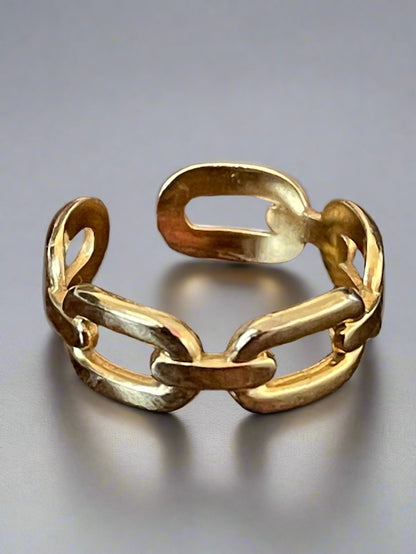 Gold Chain Ring | Chain Ring For Women | Ella & Faith London