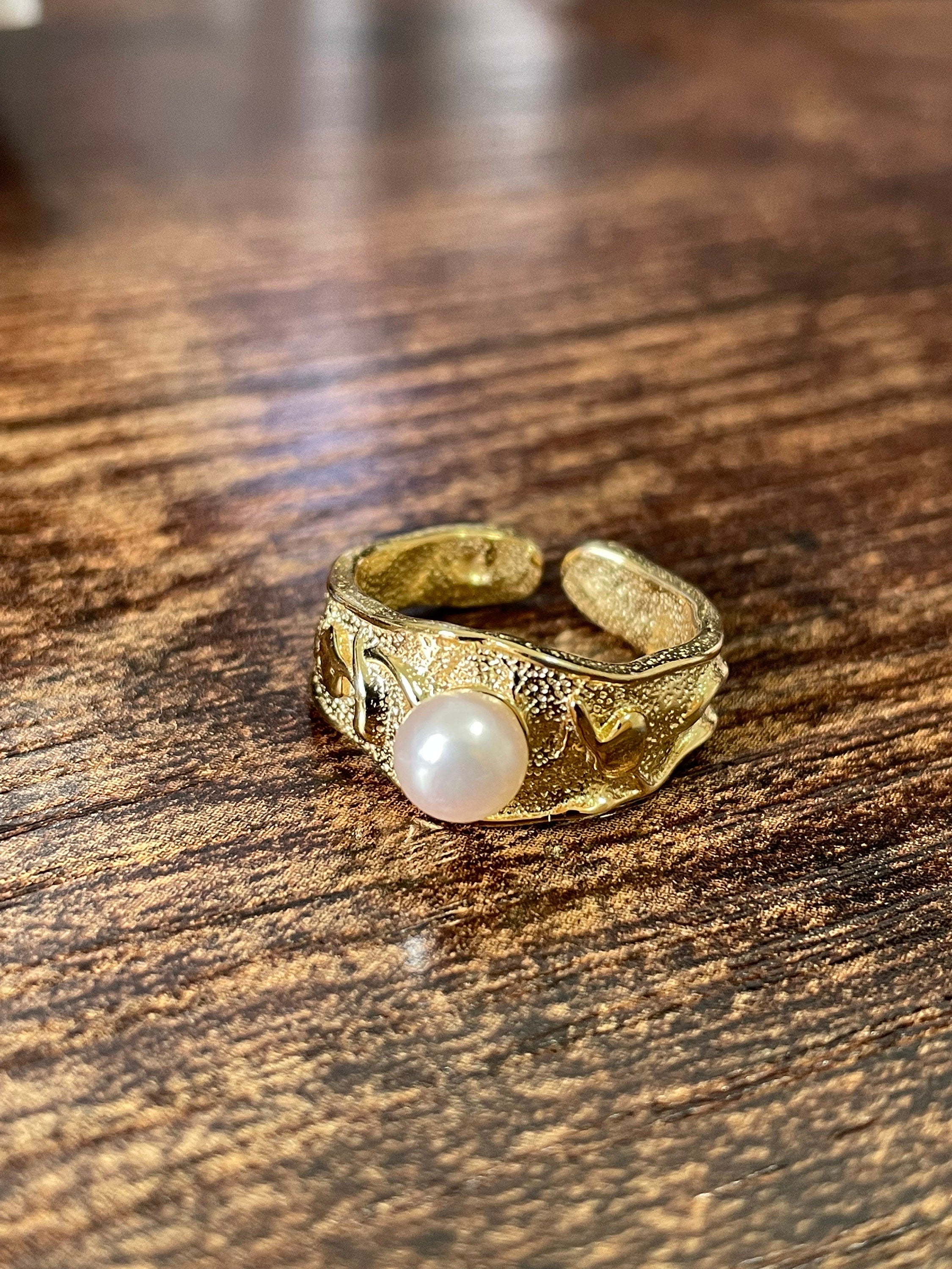 Vintage Mid-Century 9ct Gold, Pearl Ring - Antique And Vintage Elegance  Online Australia Melbourne Sydney